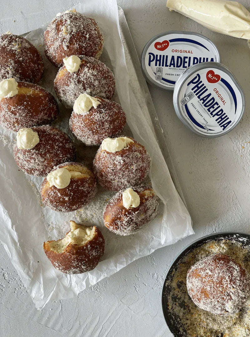 Jule-donuts m. hvid chokolade, appelsin og kardemomme