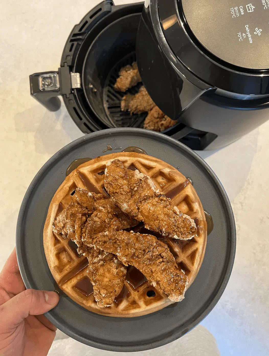 Vaffel m. Crispy chicken & sticky glaze